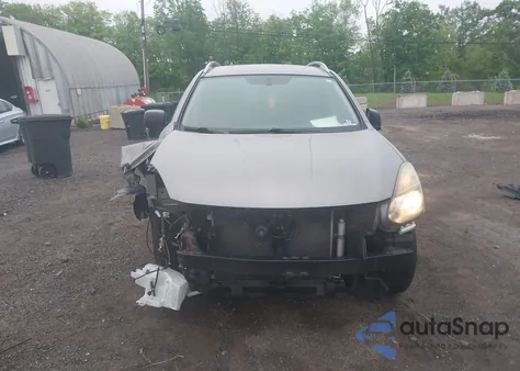 2015 Nissan Rogue Select S from USA, damaged, VIN JN8AS5MT8FW669157